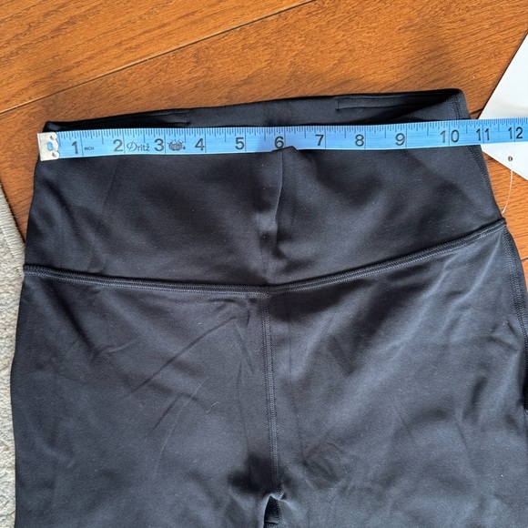 NWT Lululemon Groove HR Nulu Flared Pant Short 30” inseam Sz 4 - Picture 4 of 8